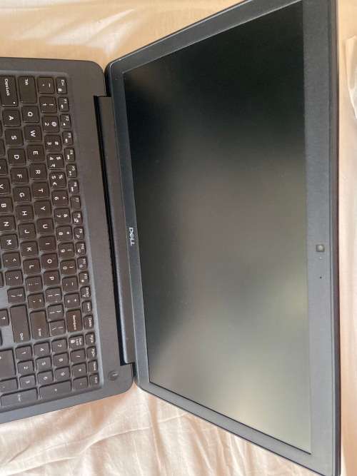 WARRANTED DELL LATITUDE 3500  CORE i5-8265U  256 GB SSD  8 GB RAM WINDOWS 10 PRO EXCELLENT CONDITION